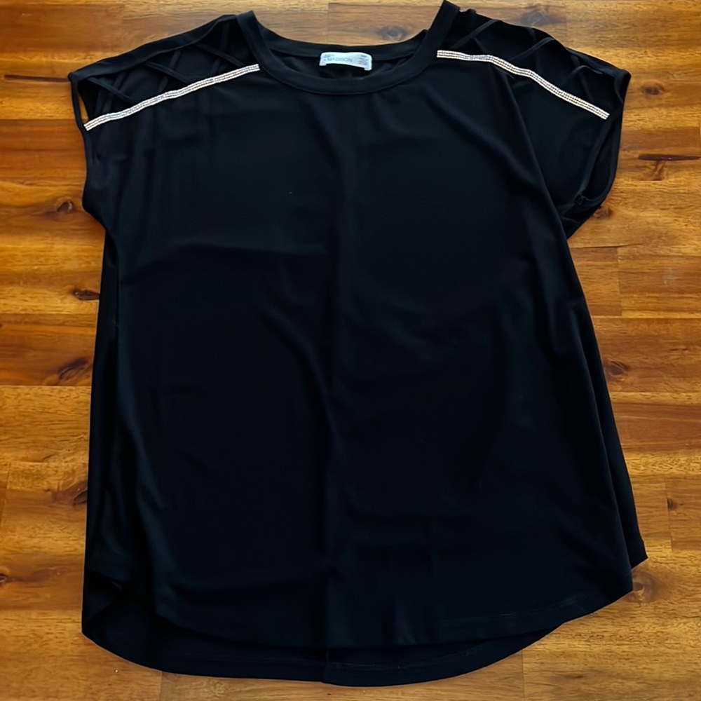 89th + Madison Short sleeve blouse